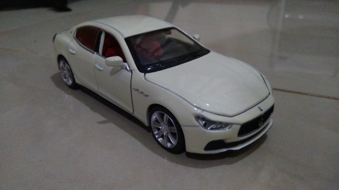 1 32 Maserati Ghibli Car Model Diecast Toys Games Diecast Toy