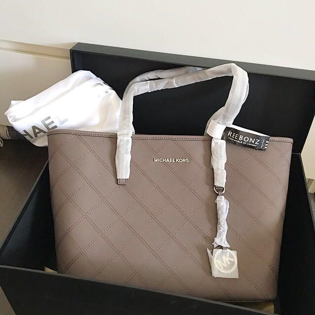 jet set travel tz tote michael kors