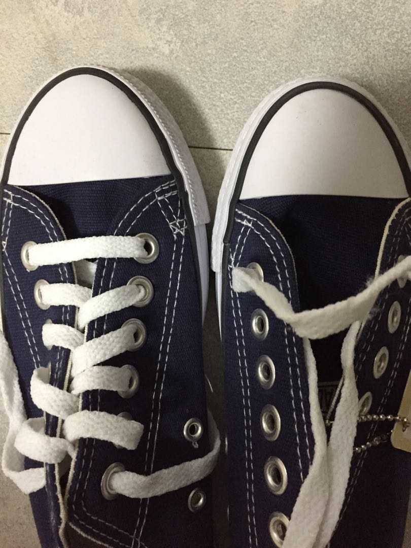 navy converse size 5.5