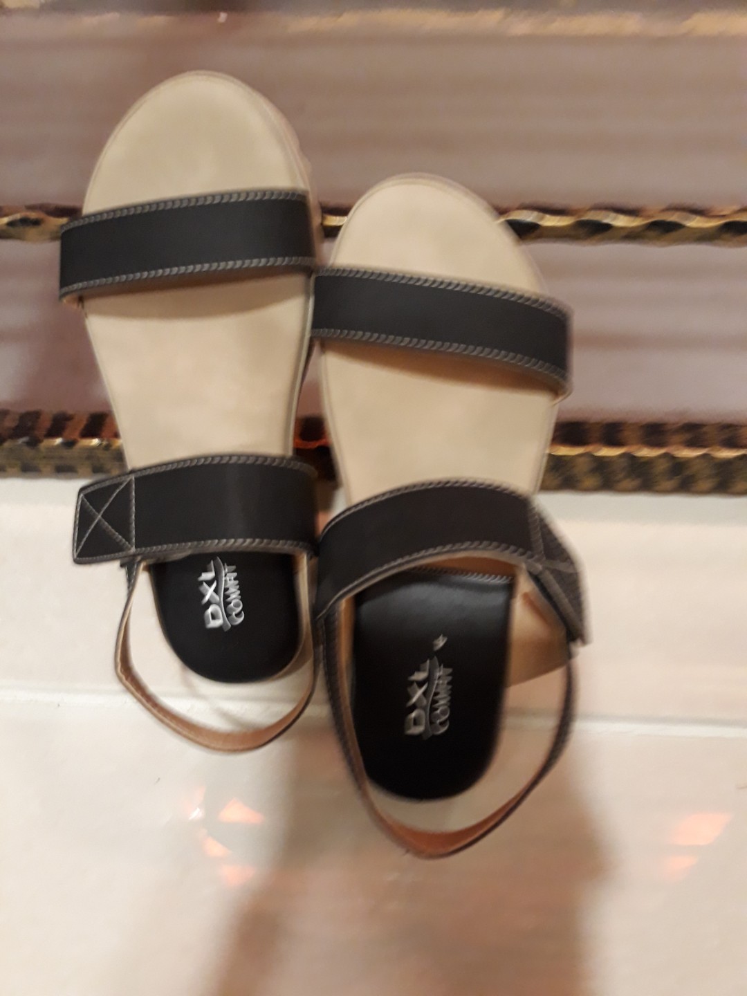dxl sandals