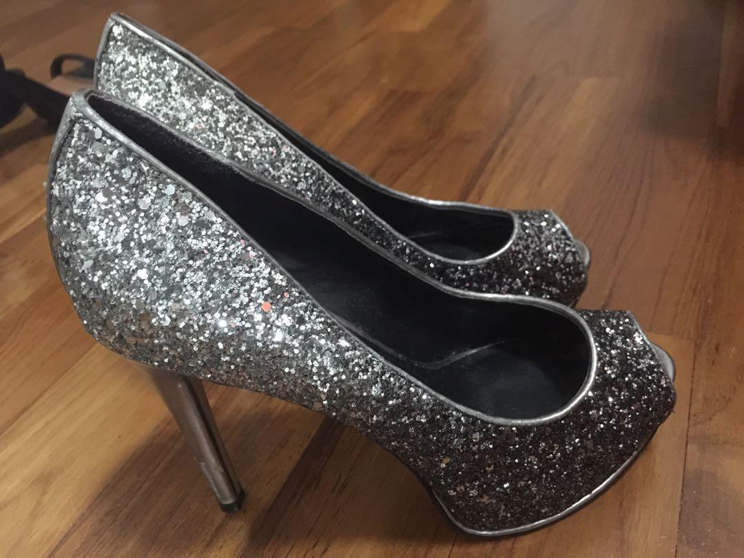 guess silver heels