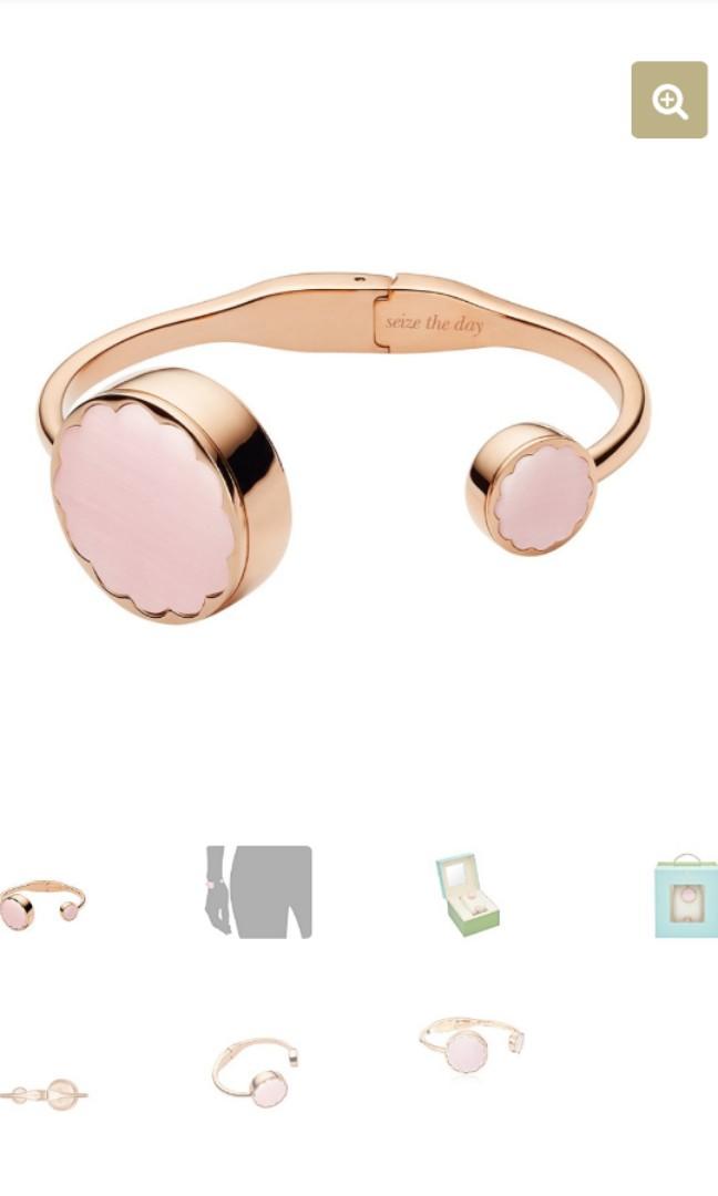 KATE SPADE NEW YORK SCALLOP ROSE GOLD-TONE AND PINK MOTHER-OF-PEARL HINGE BANGLE  ACTIVITY TRACKER, Women's Fashion, Jewelry & Organisers, Precious Stones on  Carousell