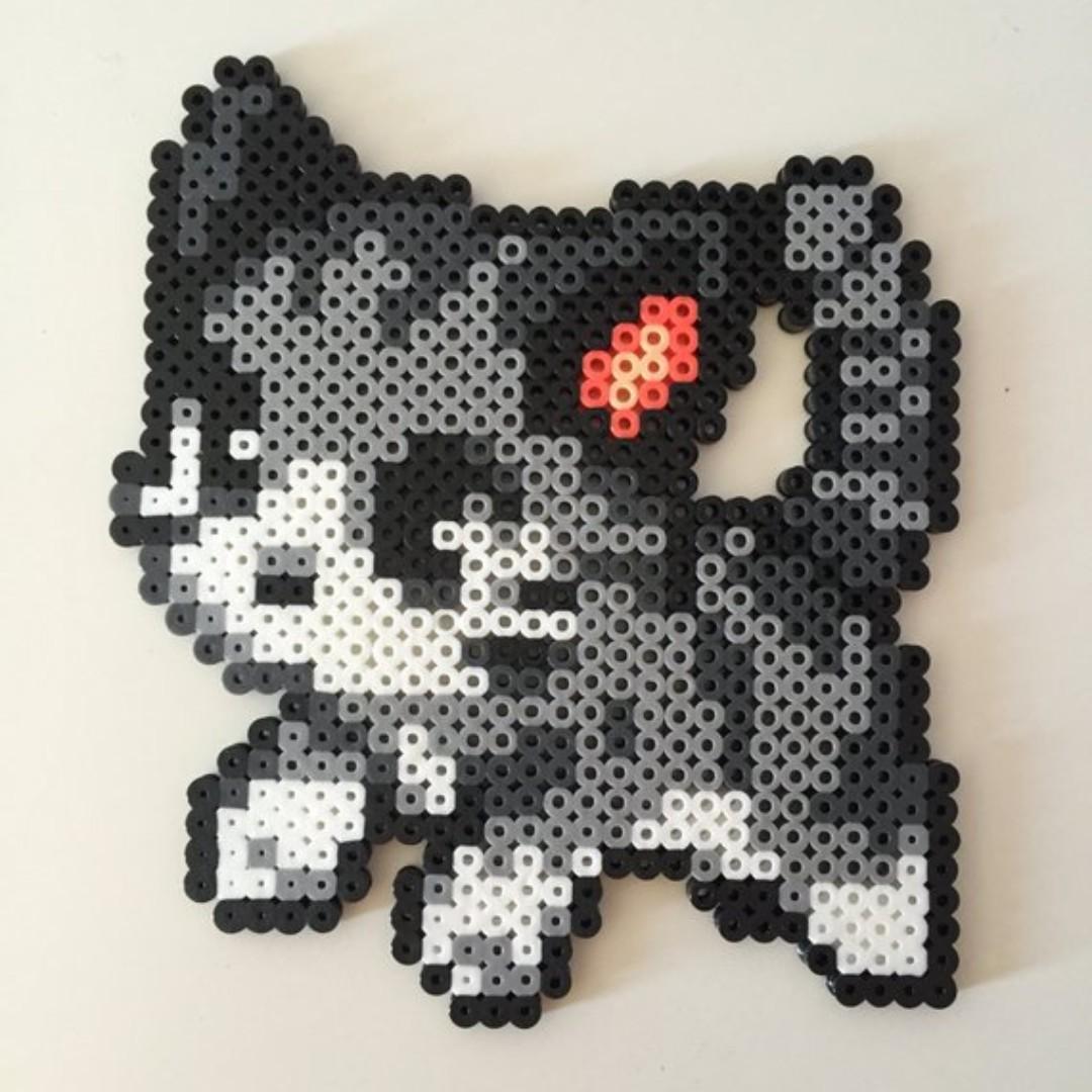 Kitty Bread or Cat Perler Bead 8 bit pixel art cute cats, Design ...