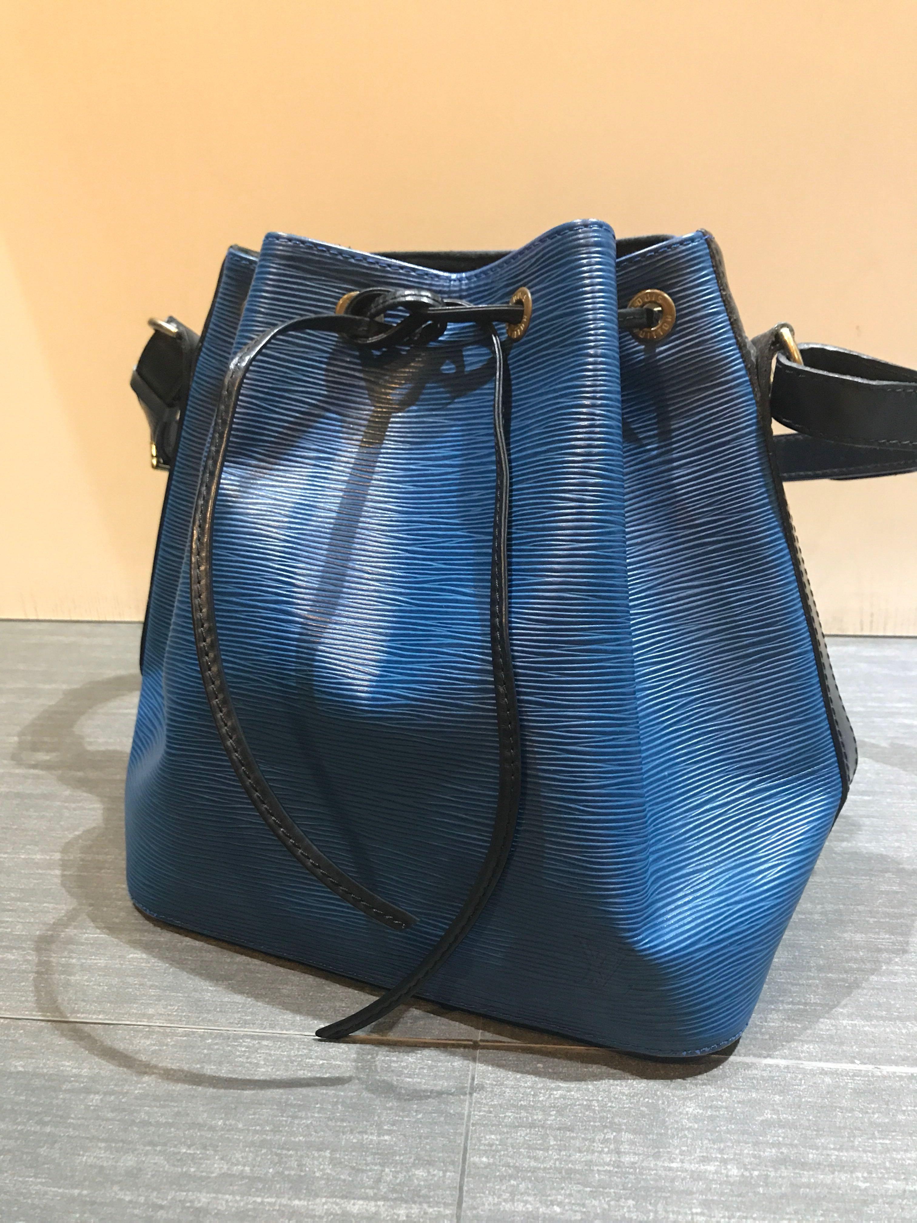 Louis Vuitton Vintage Two Tone Epi Petit Noe Toledo Blue Black, Women's  Fashion, Bags & Wallets, Purses & Pouches on Carousell