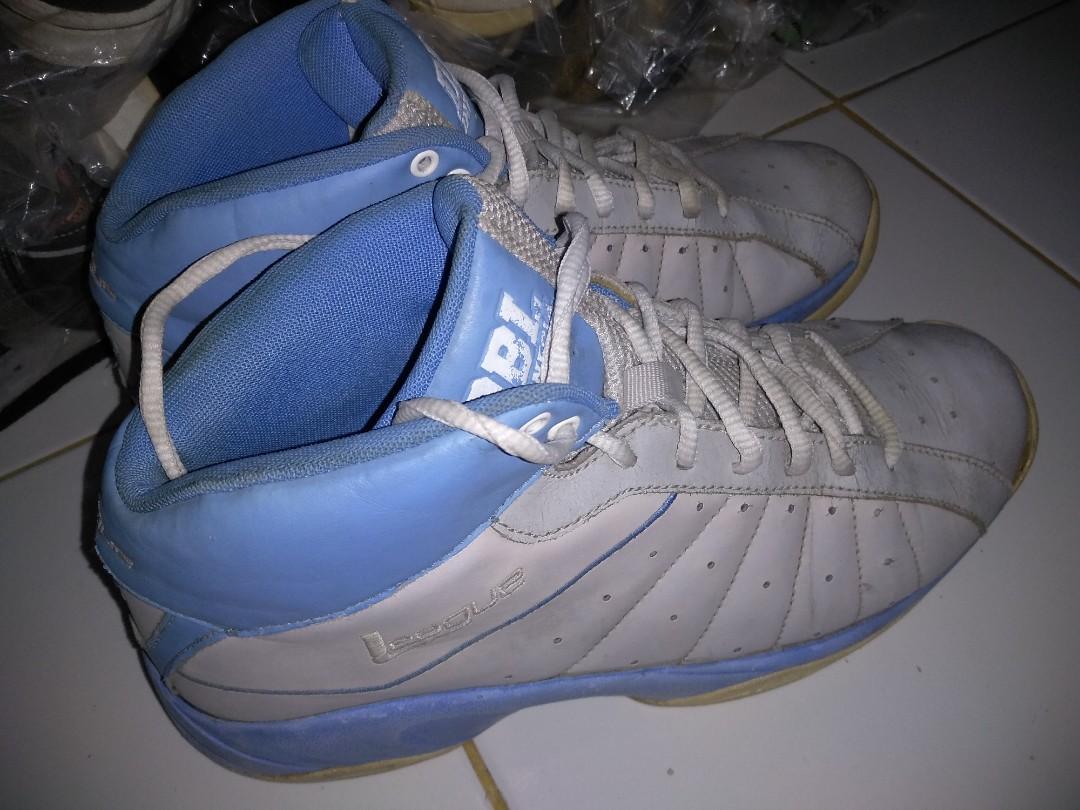 Sepatu Basket League Dbl Ori Fesyen Pria Sepatu Lainnya Di Carousell