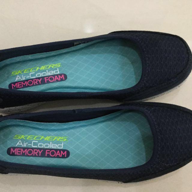 memory foam slip on shoes womens