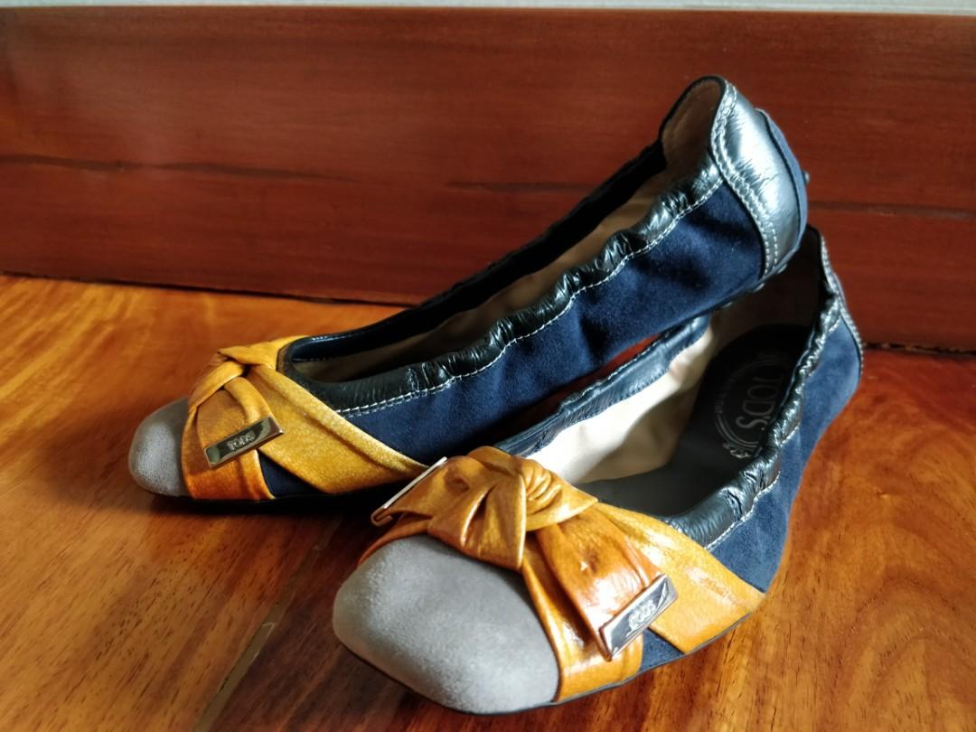 Tod's Suede Ballerina Flats (Category: Flats & Sandals) located in Pasig City. Submitted by ejereyes (Listing ID 193741593, Image 1). Description: Tod's Suede Ballerina Flats for Women Size 37.5 Pristine condition, as good as new. Box not included. Last price, non-negotiable.