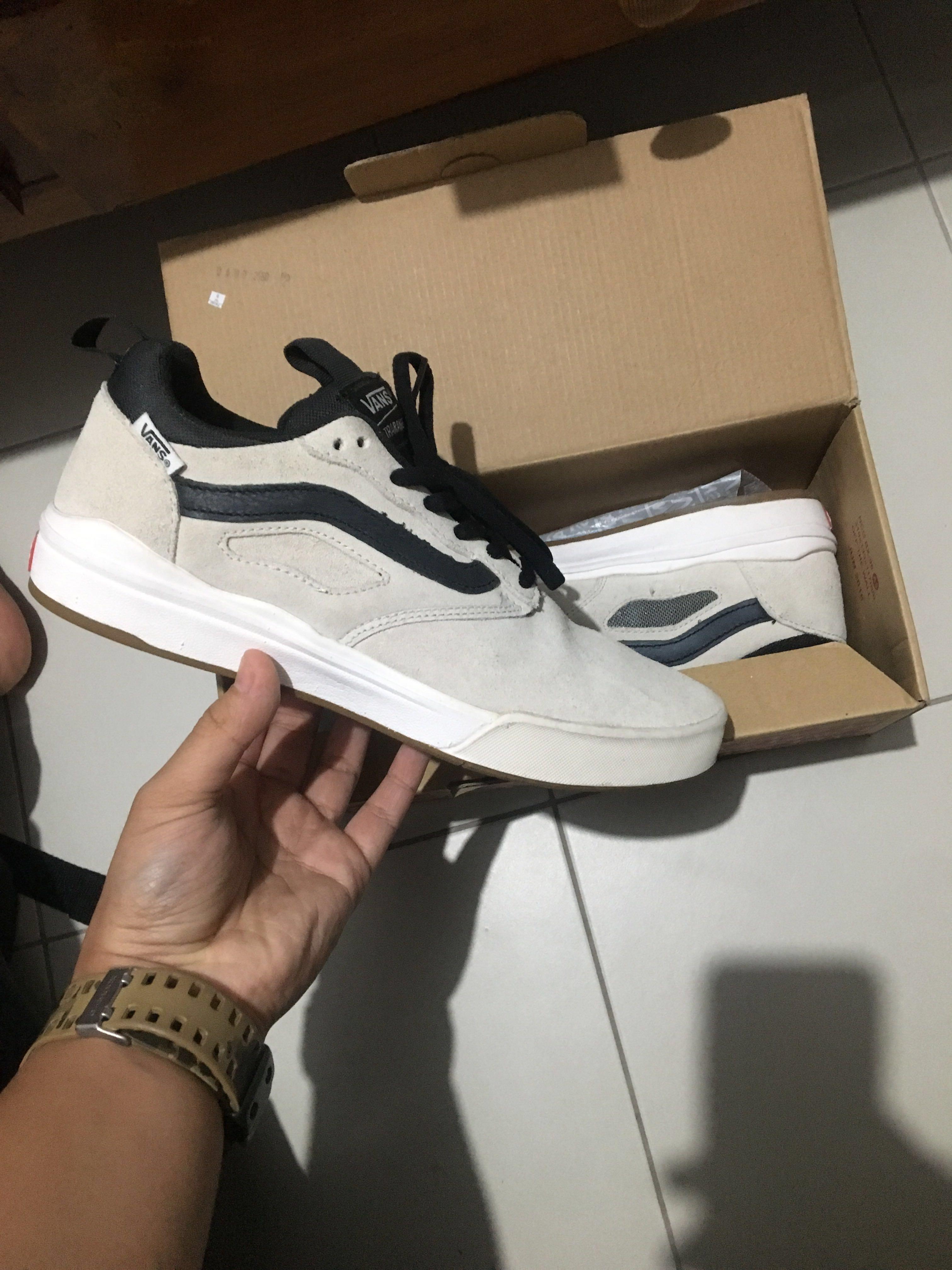 vans men's ultrarange pro skate shoe