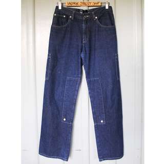 (Category: ) located in . Submitted by vintagestreetshop (Listing ID 193904469, Image 1). Description: .