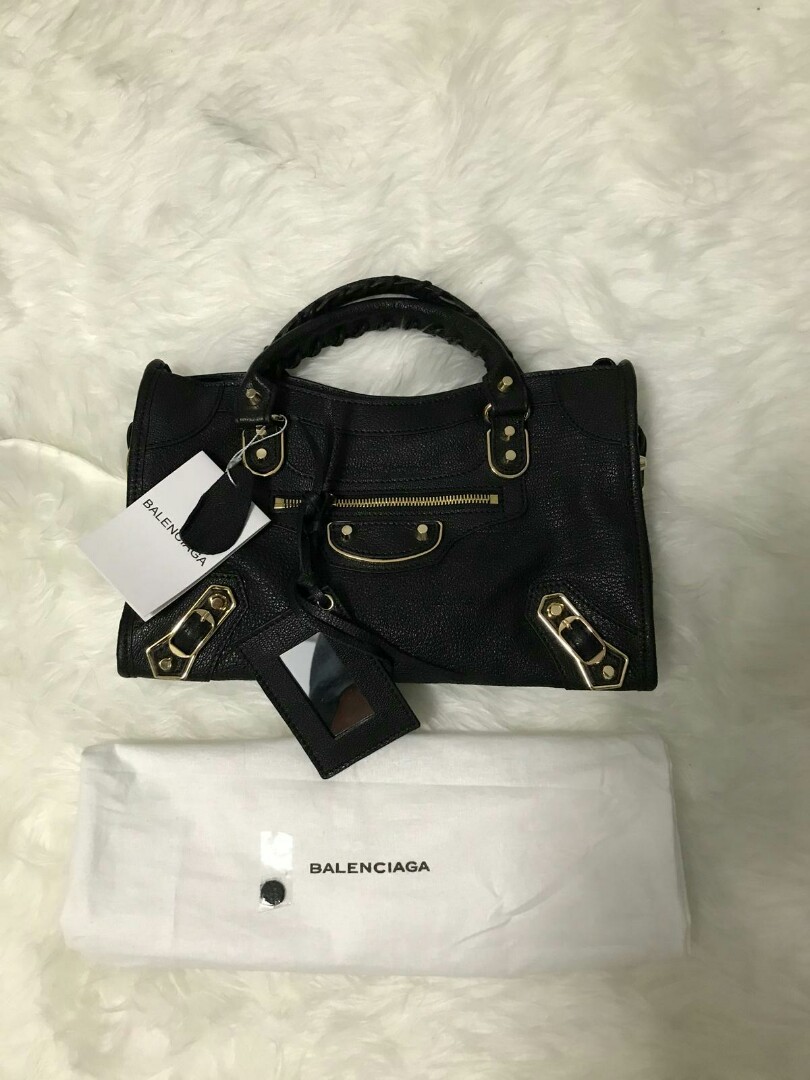 balenciaga size bag