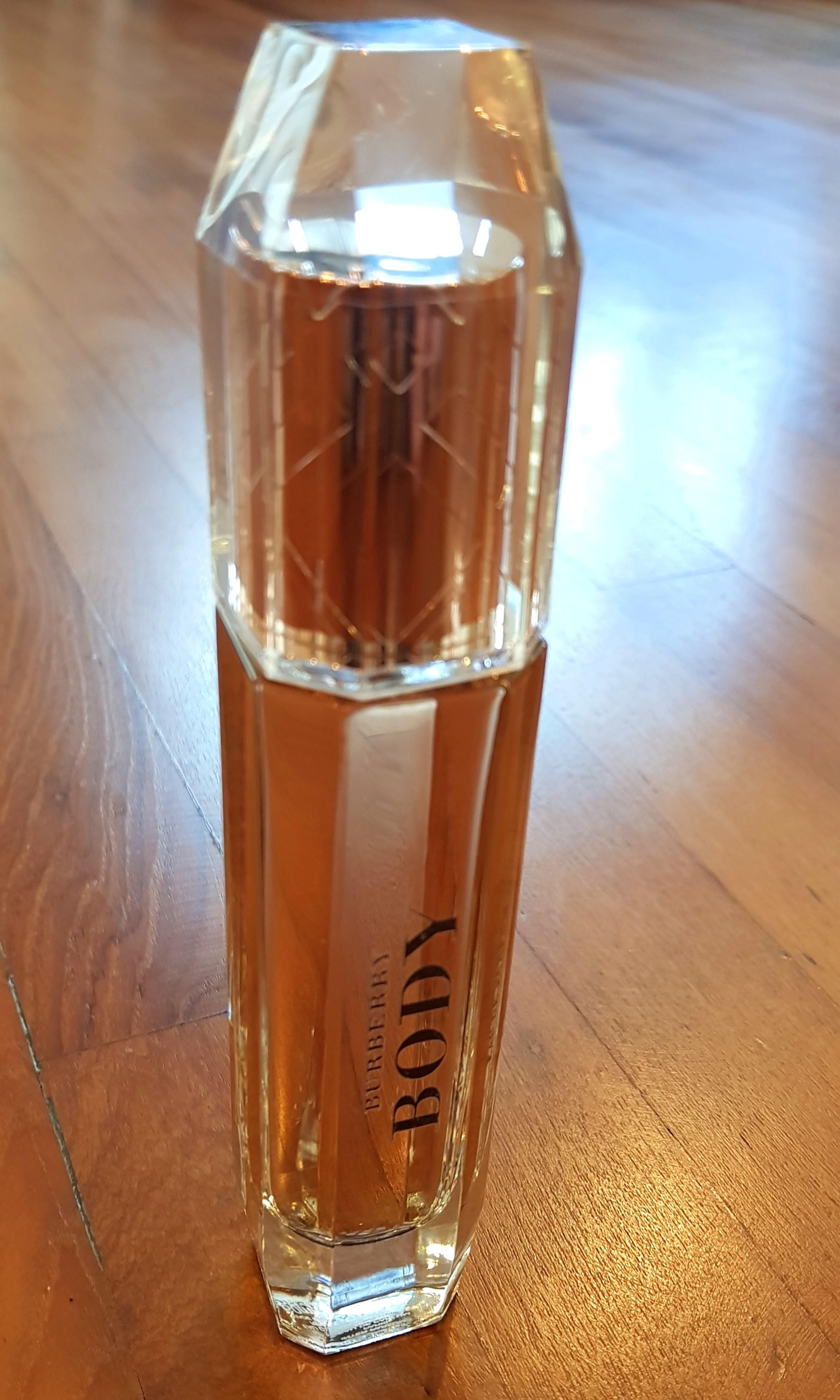 Burberry hot sale hoodie 60ml