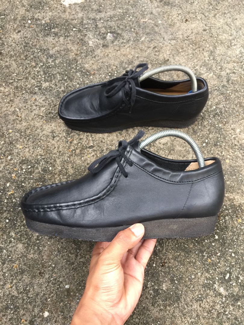 kasut clarks wallabees