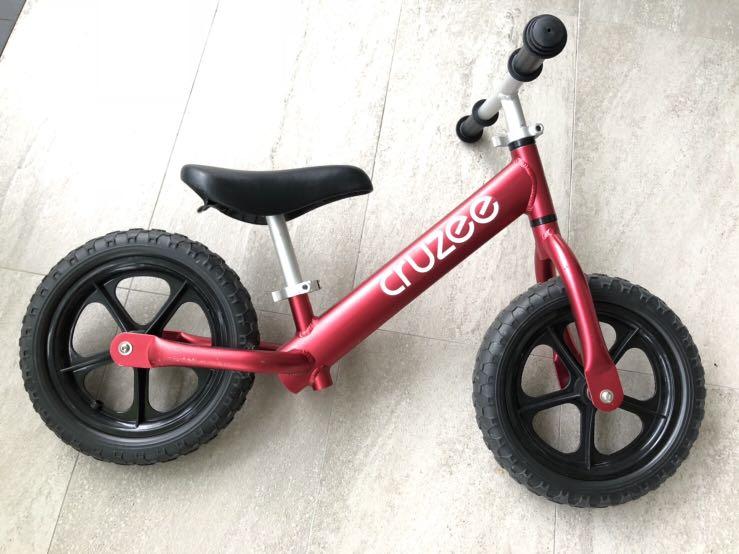 Cruzee Balance Bike, Sports Equipment, Bicycles & Parts, Bicycles on