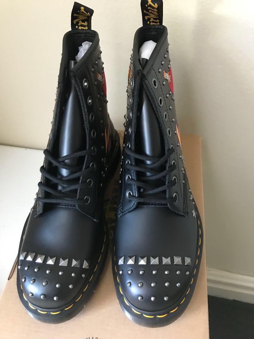 doc martens 1460 rock and roll