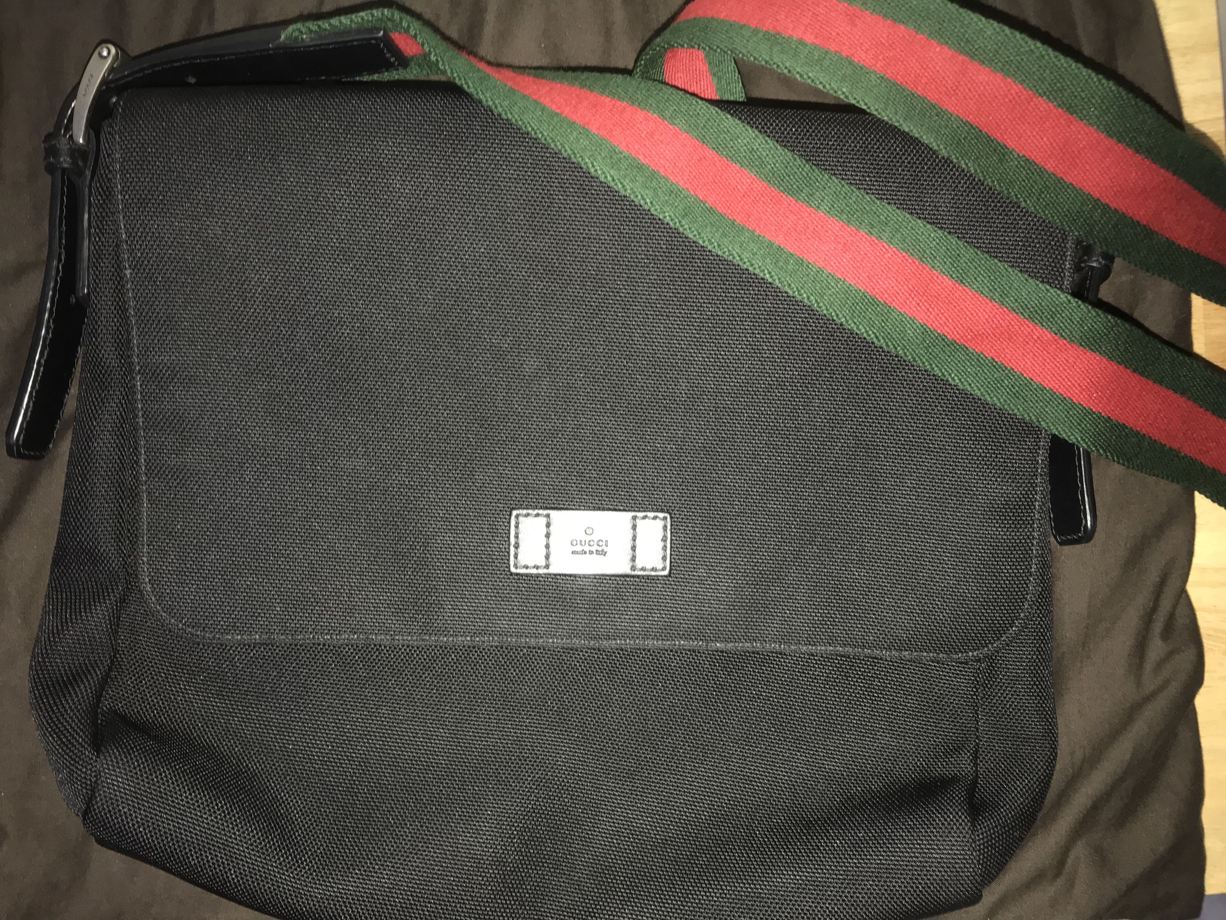 gucci techno canvas messenger bag