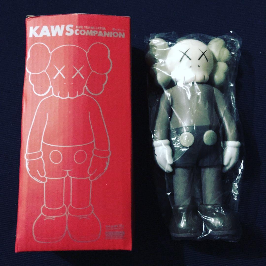 KAWS-Companion 8” Gray (Category: Designer & Blind Box Toys) located in Pasay City. Submitted by bespokebyhypeves (Listing ID 193508979, Image 3). Description: On hand KAWS -Companion color gray , 8” tall , brand new bought abroad .