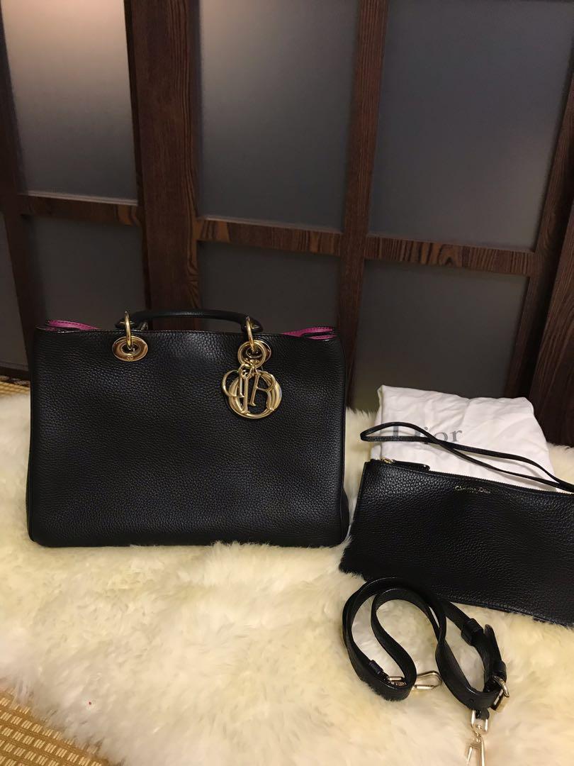 do coach bags have serial numbers
