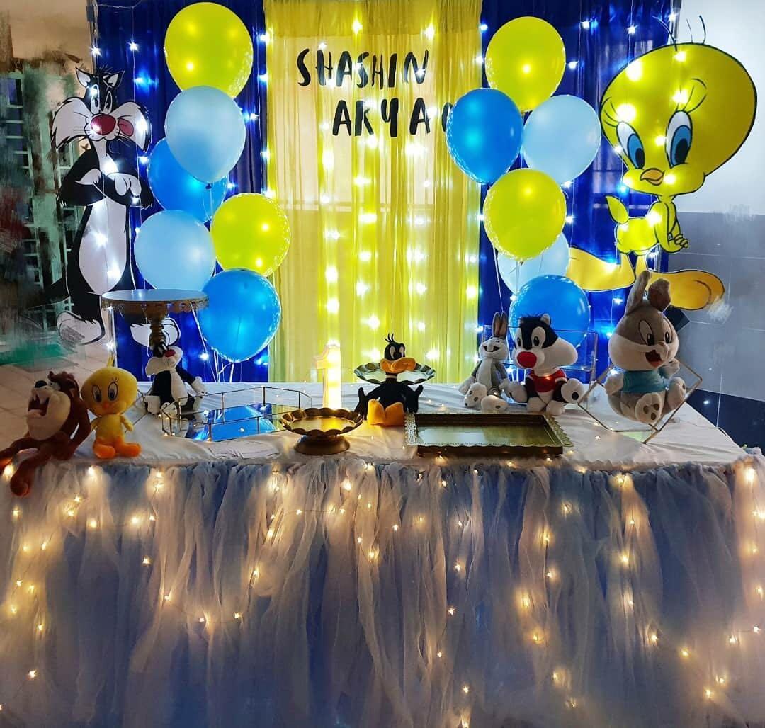 Looney Tunes Theme Design Craft Others On Carousell