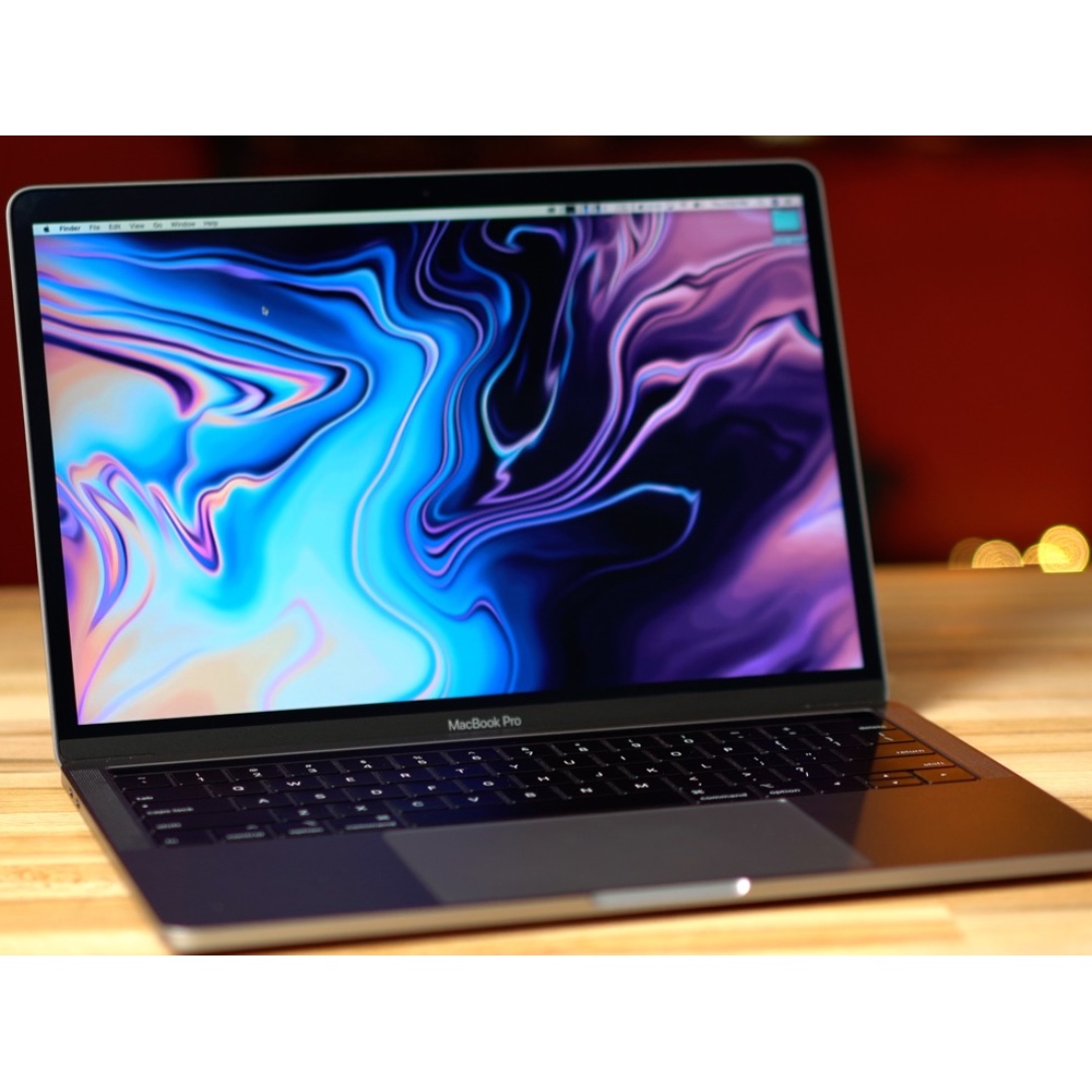 MacBook Pro (13-inch, 2018, Four Thunderbolt 3 Ports) - Model No