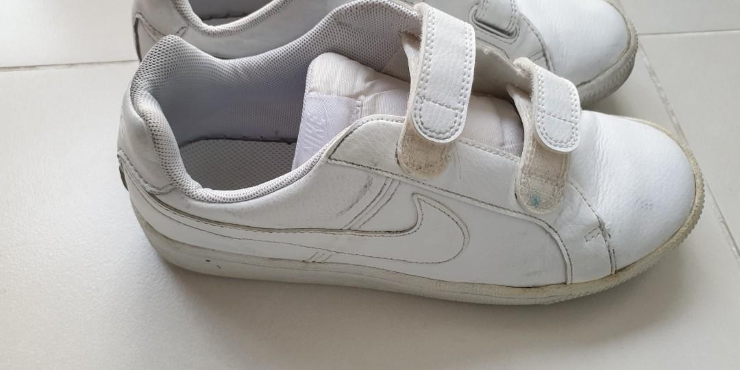 nike school shoes boys