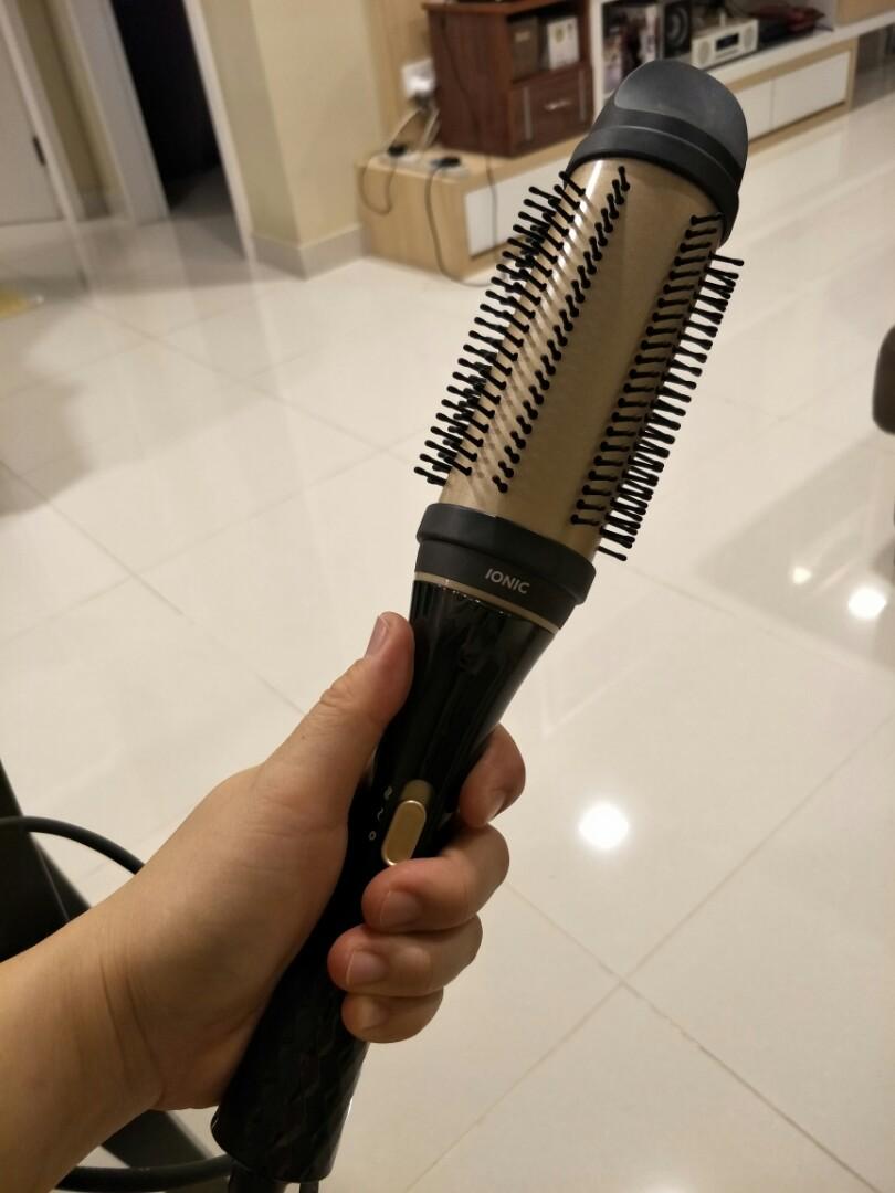 Phillips Kerashine heated styling brush