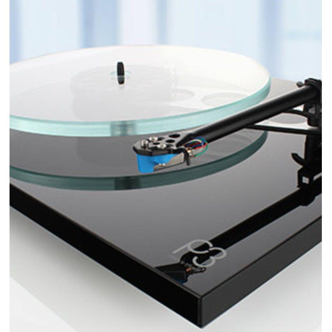 Rega Planar 3449478667860725761