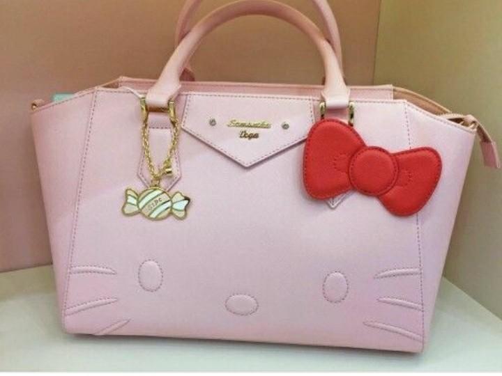 Samantha Vega Hello Kitty Bag 2024 favors