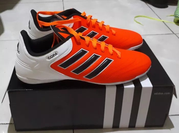 55 Gambar Sepatu Futsal Adidas 2018 Terbaik 55 Gambar Sepatu Futsal Adidas 2018 Terbaik