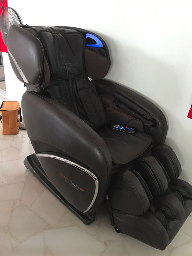 Smart Delight Plus Quadro Tech Massage Chair Health Beauty Hand Foot Care On Carousell