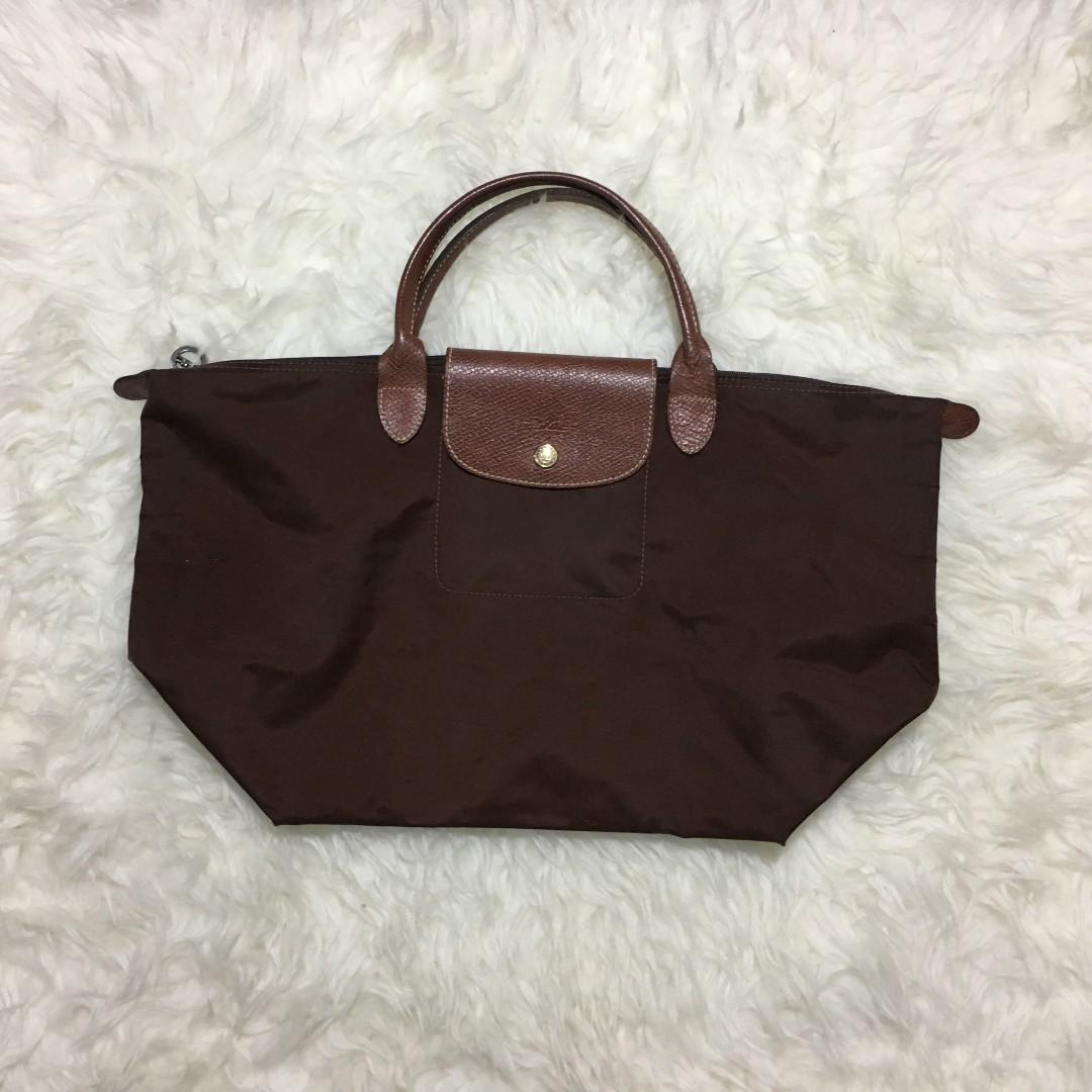 Tas longchamp coklat
