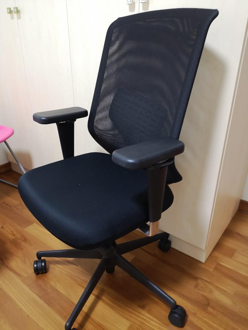 Vitra Office Swivel Chair Id Mesh Antonio Citterio Furniture Tables Chairs On Carousell
