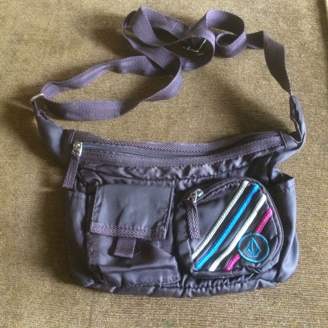 volcom sling bag