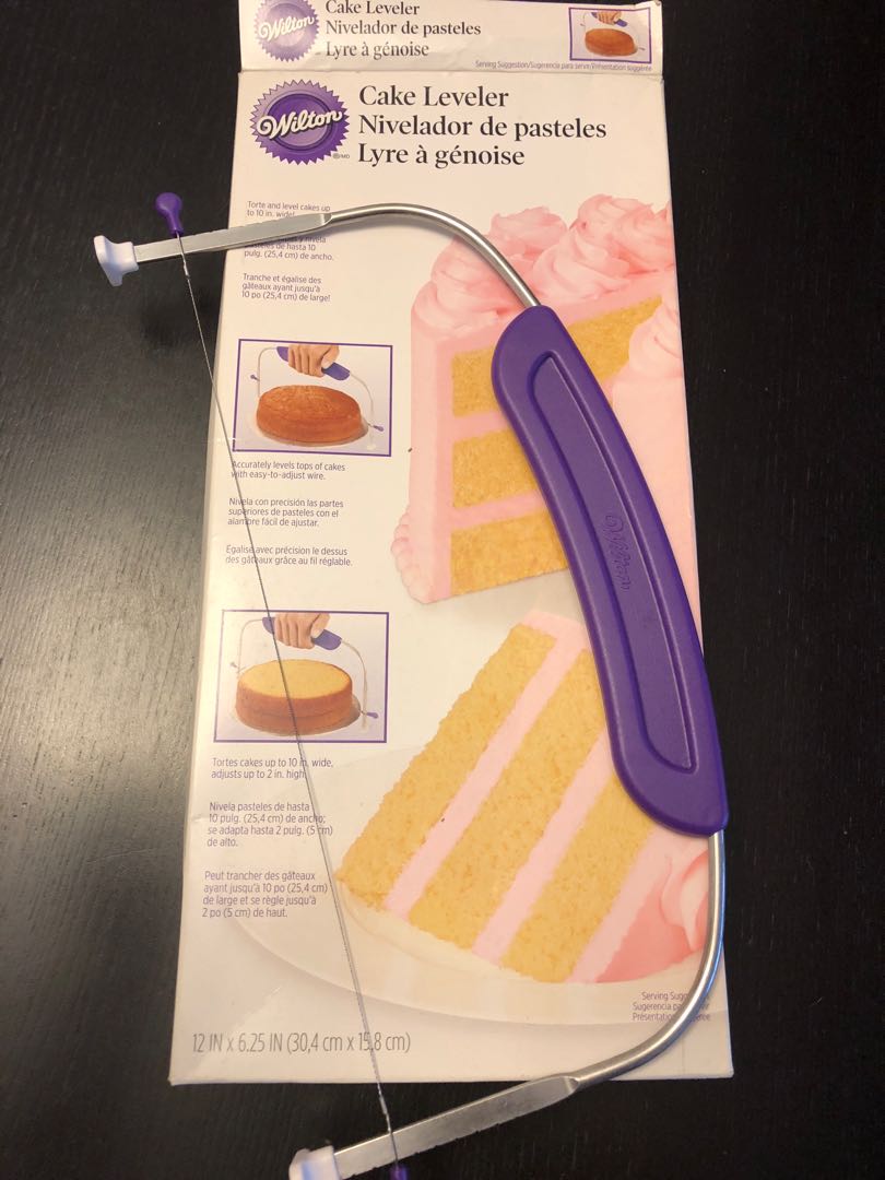 Wilton Cake Leveler, Furniture & Home Living, Kitchenware & Tableware