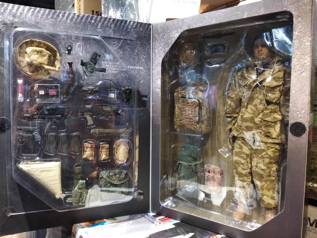 ミリタリー Hot Toys British Army Lieutenant 1/6 全新1:6 Hottoys BRITISH ARMY Lieutenant, 玩具收藏品, 手辦及模型