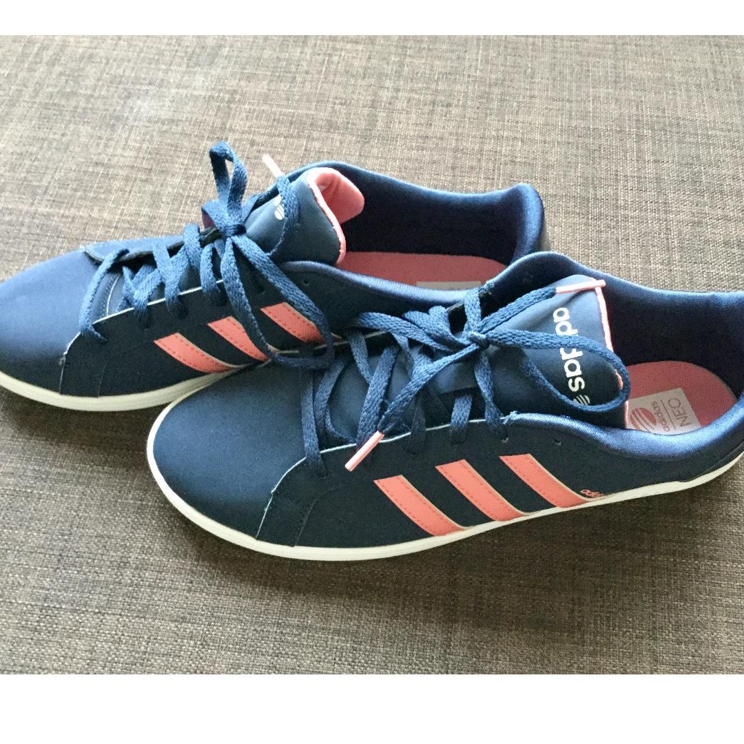 Adidas neo size 2025