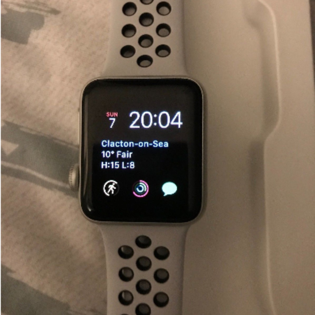 apple watch platinum black