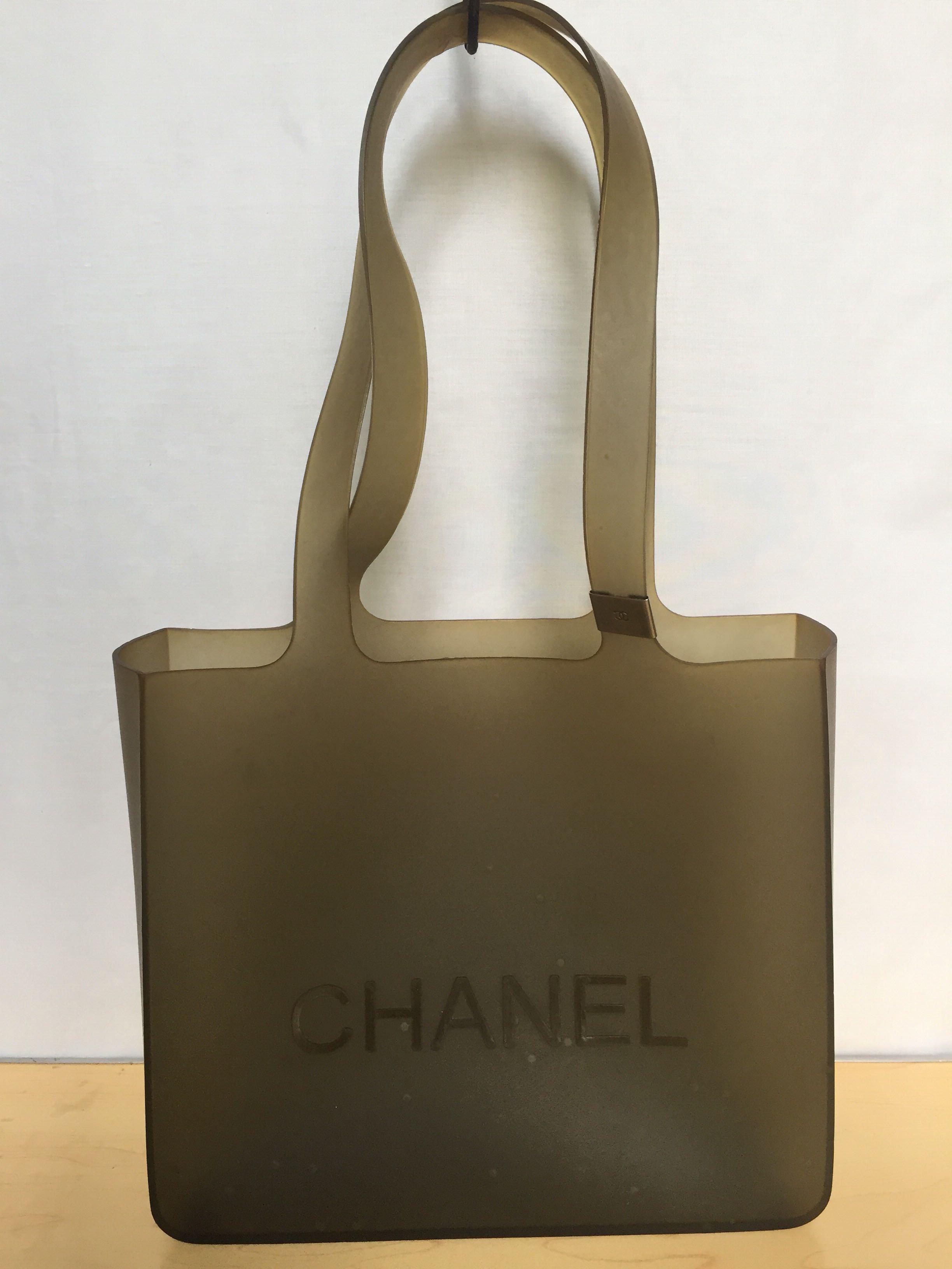 Authentic CHANEL Jelly Rubber Tote, Women's Fashion, Bags & Wallets,  Cross-body Bags on Carousell
