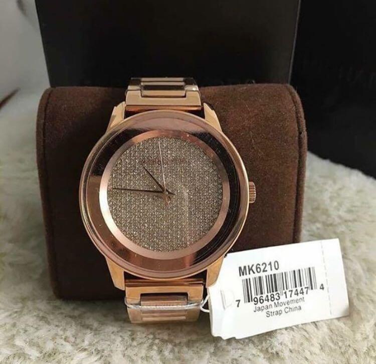 Authentic Mk Watch (Category: Women's Watches) located in Quezon City. Submitted by kellysht (Listing ID 194094023, Image 1). Description: Never been used Padala from canada Complete inclusions.