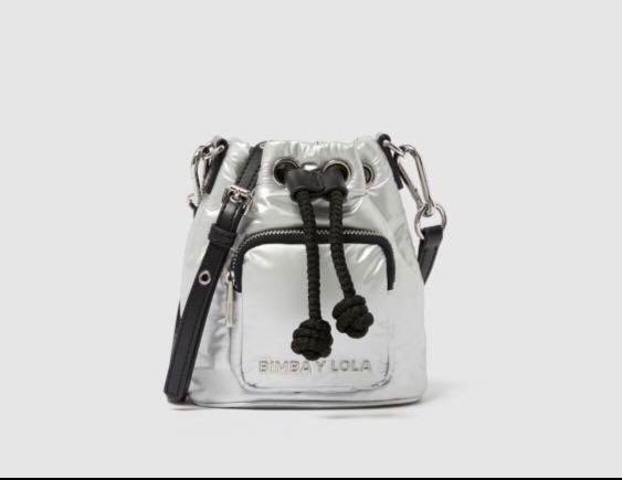 Bimba y lola 2025 mini bucket bag