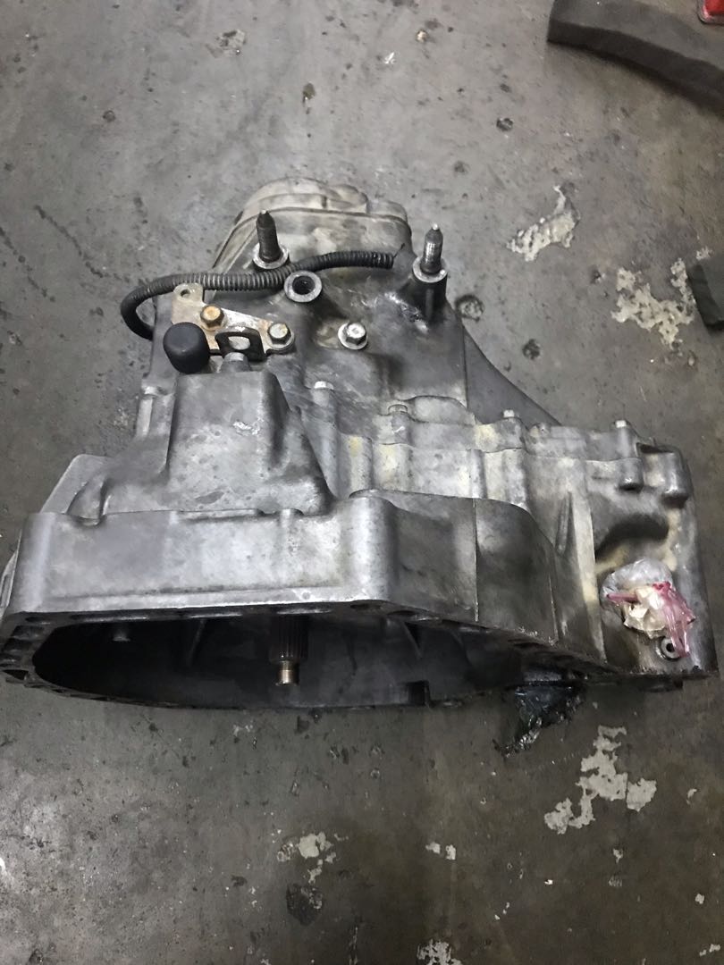 Gearbox eg (y21), Auto Accessories on Carousell