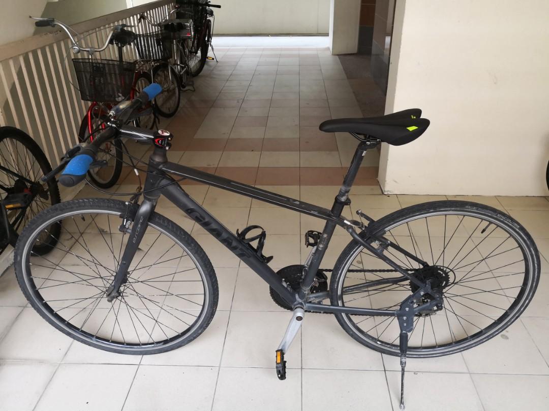 Giant Escape 3 2016 Hybrid Bike, Sports 