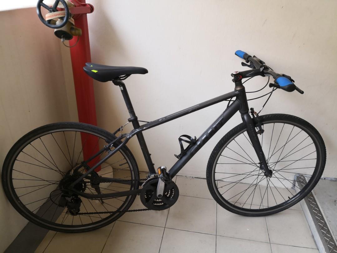 Giant Escape 3 2016 Hybrid Bike, Sports 