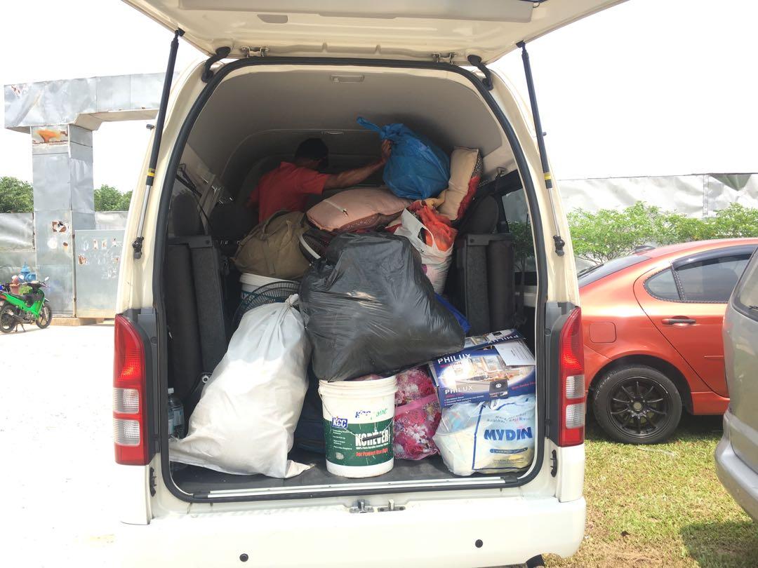 klia taxi / klia van / airport van / genting van / malacca van / car