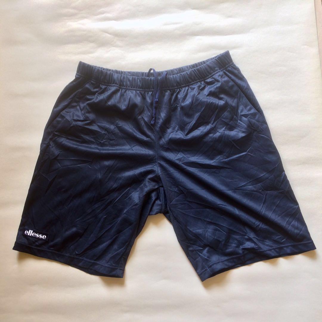 Shortpants Ellesse, Fesyen Pria 