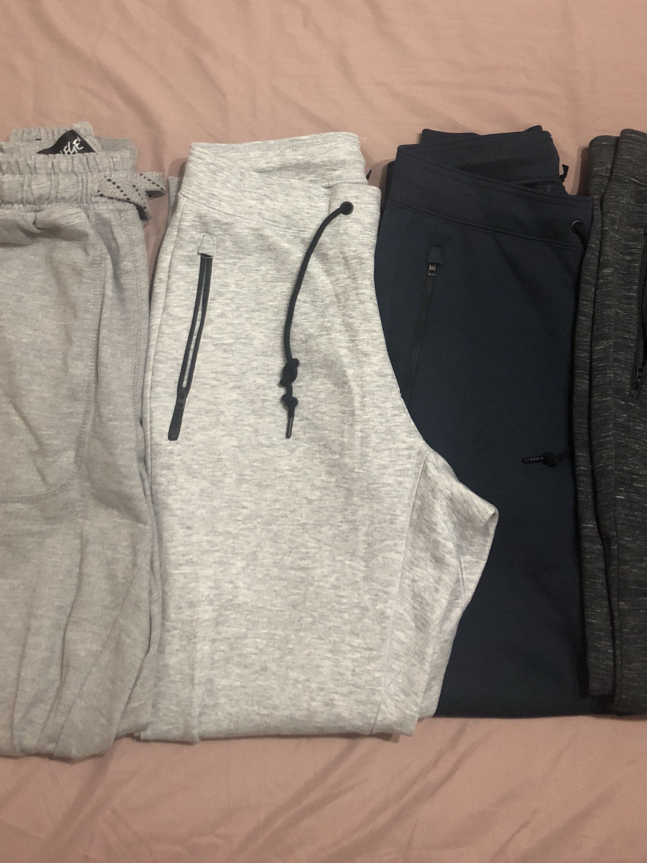 uniqlo factorie sweatpants, Men's Fashion, Bottoms, Joggers on Carousell