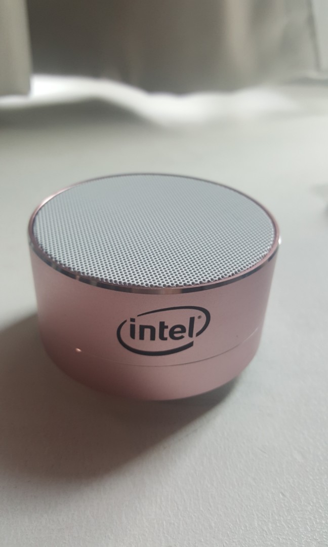 Minimalist style reflective light bt speaker sales