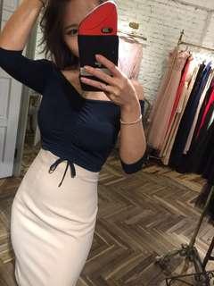 設計師款  可露腰洋裝 👗韓國帶回