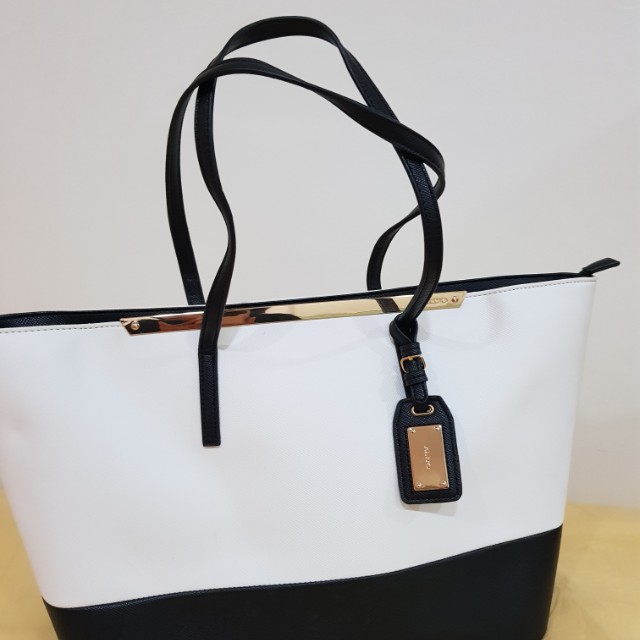 Aldo big outlet bags
