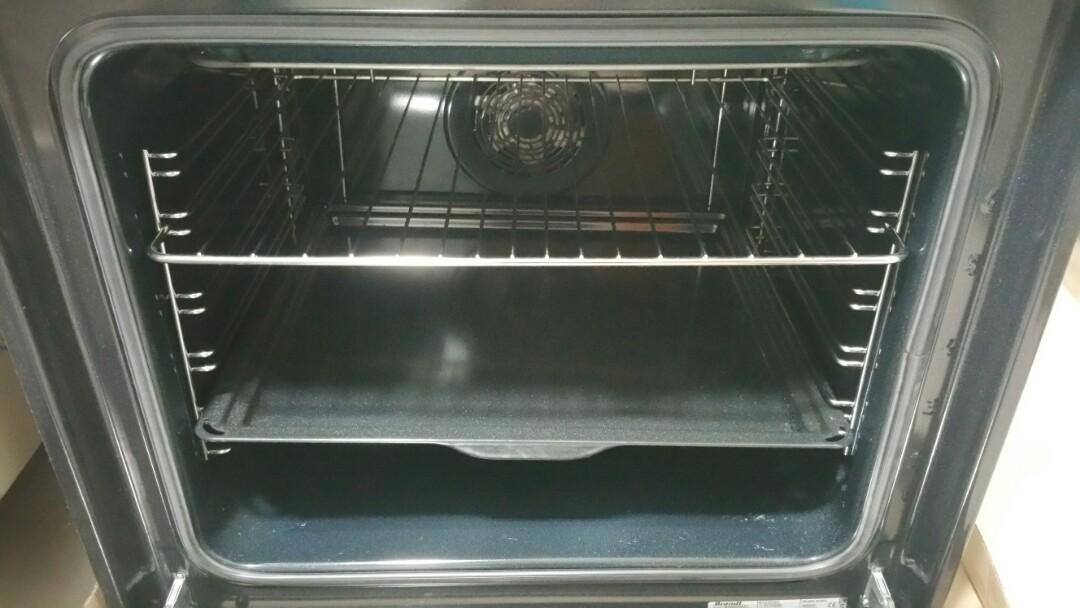 Brandt BXE5532X BuiltInEnamel Oven, TV & Home Appliances, Kitchen