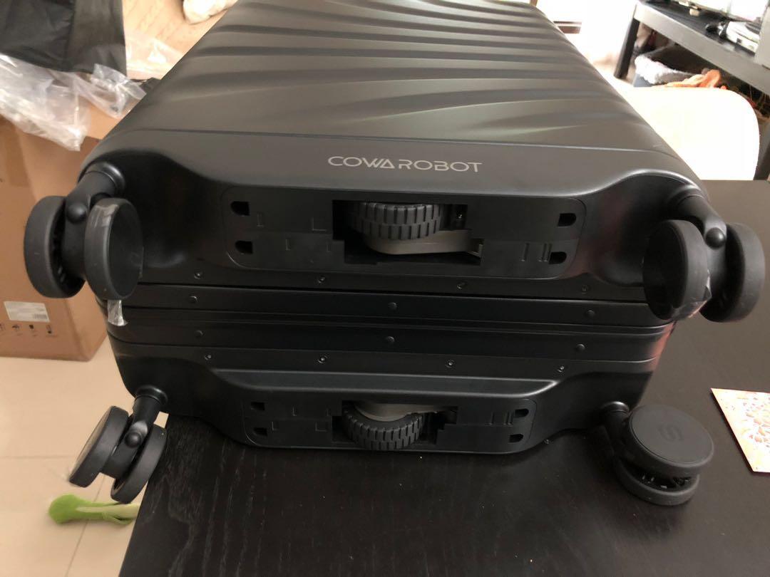 COWAROBOT LUGGAGE, Hobbies & Toys, Travel, Travel Essentials ...